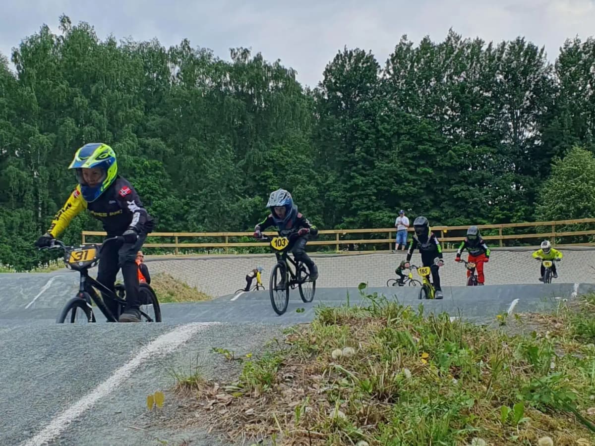 Bilde 16 av 49 fra BMX, 31. mai 2024.