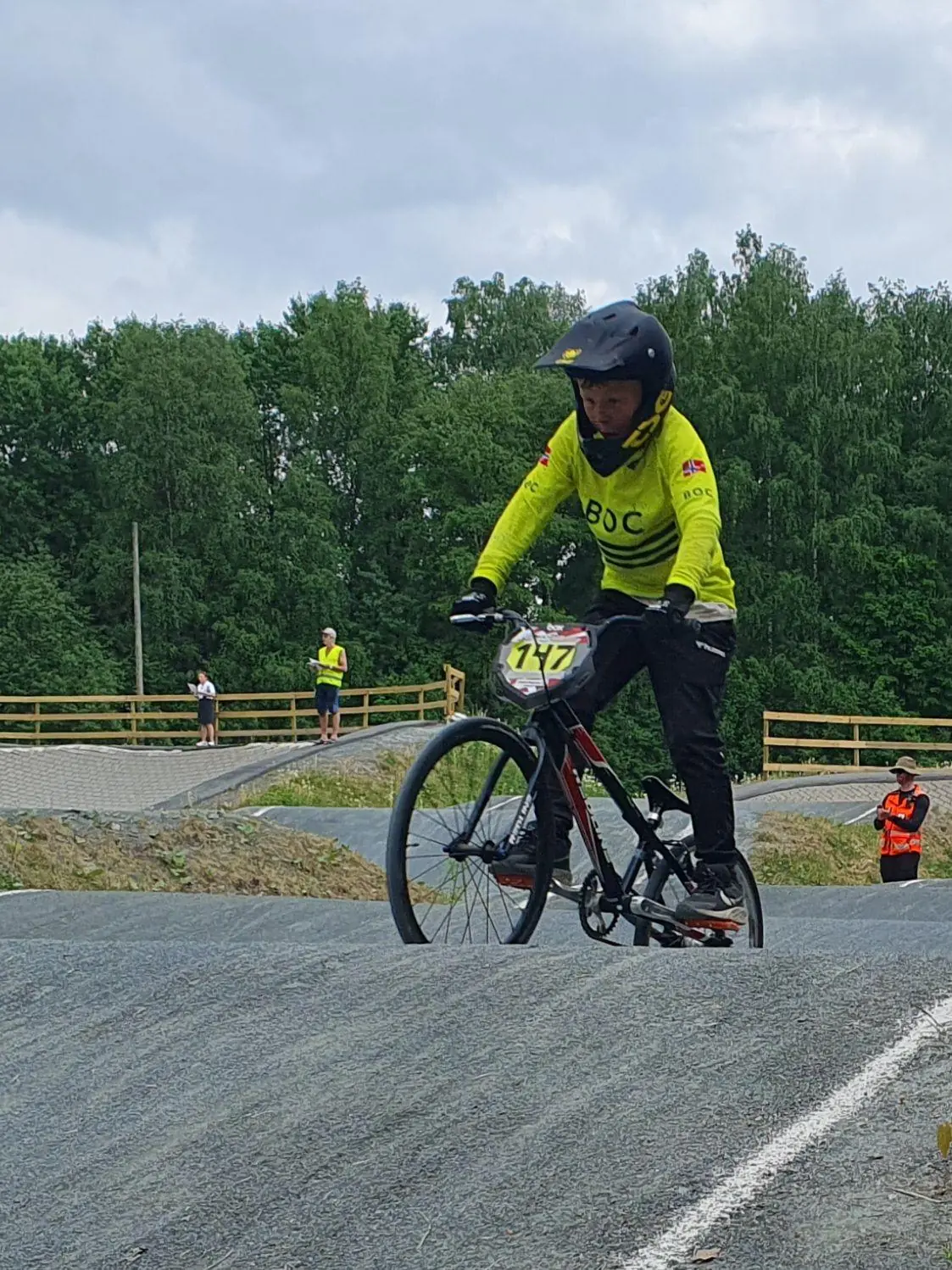 Bilde 12 av 49 fra BMX, 31. mai 2024.